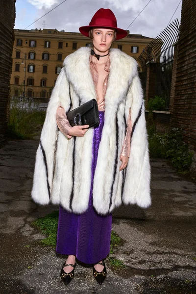 Look 53